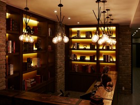 Urban Island Hotel