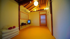 Gamsung Hanok