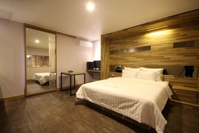 Hotel Haru