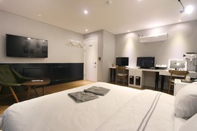 Jeonju Deokjindong Hotel Wannabe