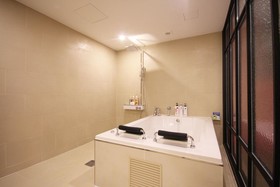 Jeonju Deokjindong Hotel Wannabe