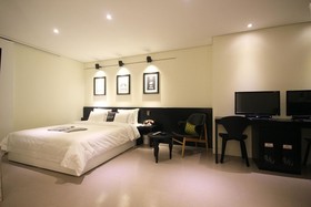 Jeonju Deokjindong Hotel Wannabe