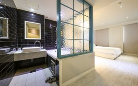 Jeonju Deokjindong Hotel Wannabe
