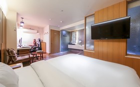 Jeonju Deokjindong Hotel Wannabe