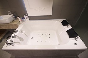Jeonju Deokjindong Hotel Wannabe