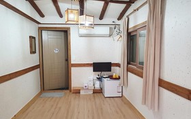 Jeonju Geurieunjip Hanok Stay