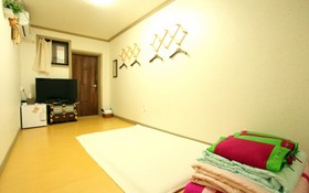 Jeonju Gyodong Baekjak Hanok Stay