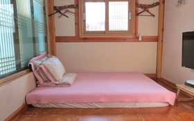 Jeonju Hanji Guljam Hanok Stay