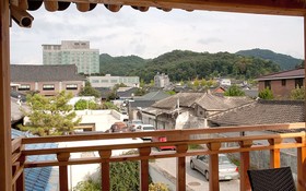 Jeonju Hanji Guljam Hanok Stay