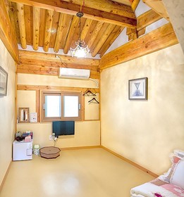 Jeonju Hanji Guljam Hanok Stay