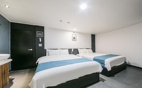 Jeonju Junghwasandong Towsome Stay