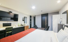 Jeonju Junghwasandong Towsome Stay