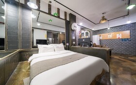 Jeonju Sanjeondong Cheotbeonjjae Hotel