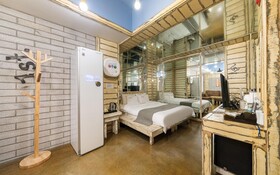 Jeonju Sanjeondong Cheotbeonjjae Hotel