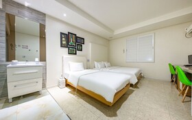 Jeonju Sinsigaji Hotel Moa