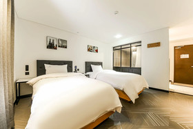 Kama Hotel