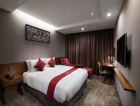 Ramada by Wyndham Jeonju