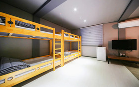 Adios Hostel