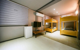 Adios Hostel