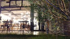 Alley Guesthouse