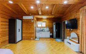 Byeokdosan Hwangtobonga Pension