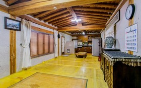 Byeokdosan Hwangtobonga Pension