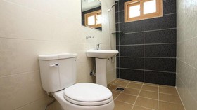 Bee House Hostel