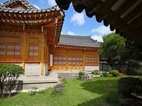 Cheonggong Hanokstay