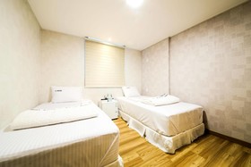 G House Mini Hotel & Guest House - Hostel