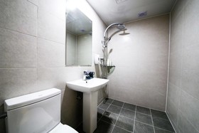 G House Mini Hotel & Guest House - Hostel