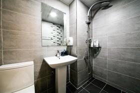 G House Mini Hotel & Guest House - Hostel