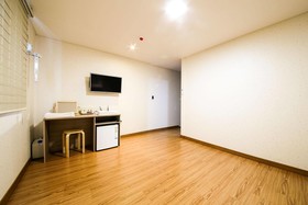 G House Mini Hotel & Guest House - Hostel