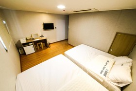 G House Mini Hotel & Guest House - Hostel