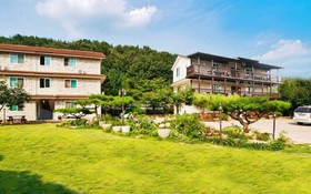 Gyeongju Bonjour Pension