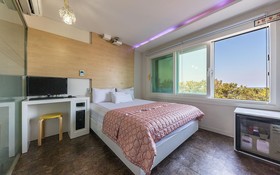 Gyeongju E Hotel