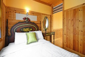 Gyeongju Euro Vill Spa Pension