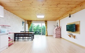 Gyeongju Hay Day House Pension