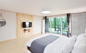 Gyeongju Hay Day House Pension