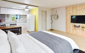 Gyeongju Hay Day House Pension