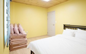 Gyeongju Hay Day House Pension