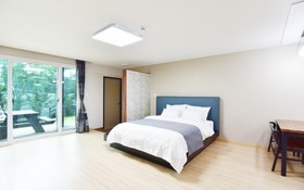 Gyeongju Hay Day House Pension