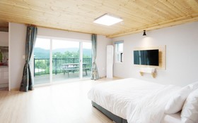 Gyeongju Hay Day House Pension