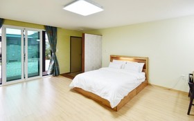 Gyeongju Hay Day House Pension