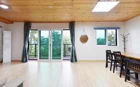 Gyeongju Hay Day House Pension