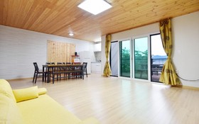 Gyeongju Hay Day House Pension