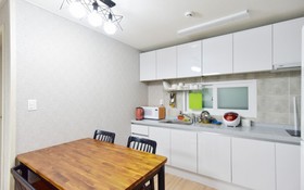 Gyeongju Hay Day House Pension