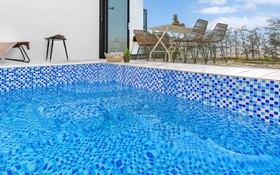 Gyeongju May Breeze Pool Villa