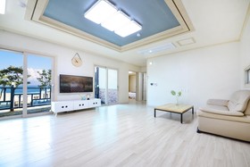 Gyeongju Oceanville Pension