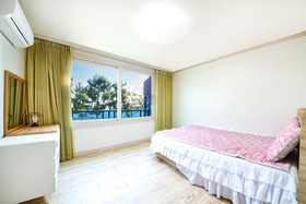Gyeongju Oceanville Pension