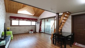 Gyeongju Raspberry Pension